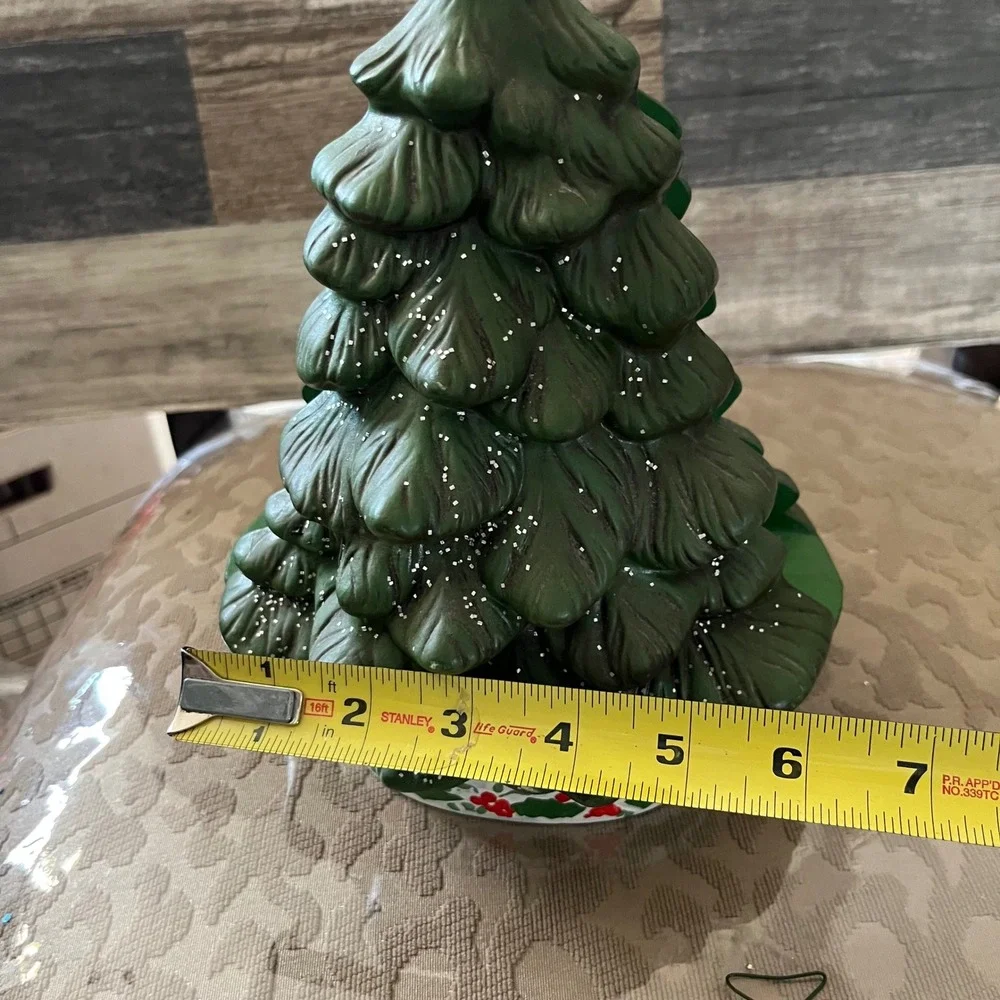 Vintage Holland Mold Ceramic Christmas Tree Napkin Holder Green Holly Berry 9in